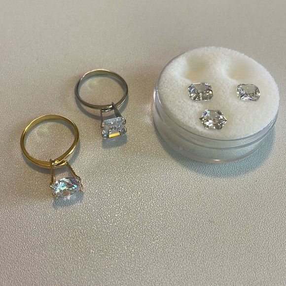 Engagement Ring Sample Set - Picture 5 of 9
